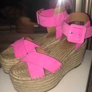MARC FISHER PLATFORMS 💗